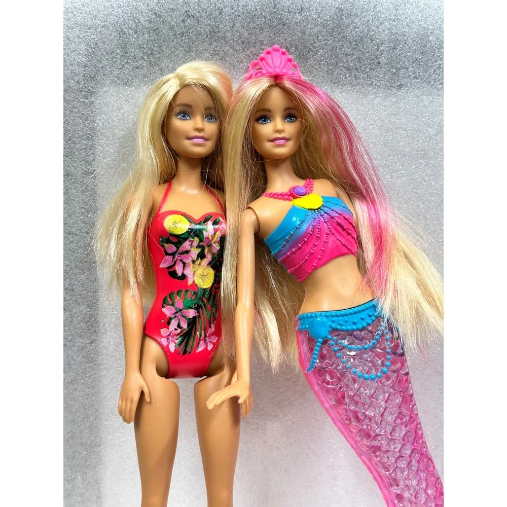 Barbie Mermaid Doll with Working Lights and Friend Swimsuit‎ Beach Play Set